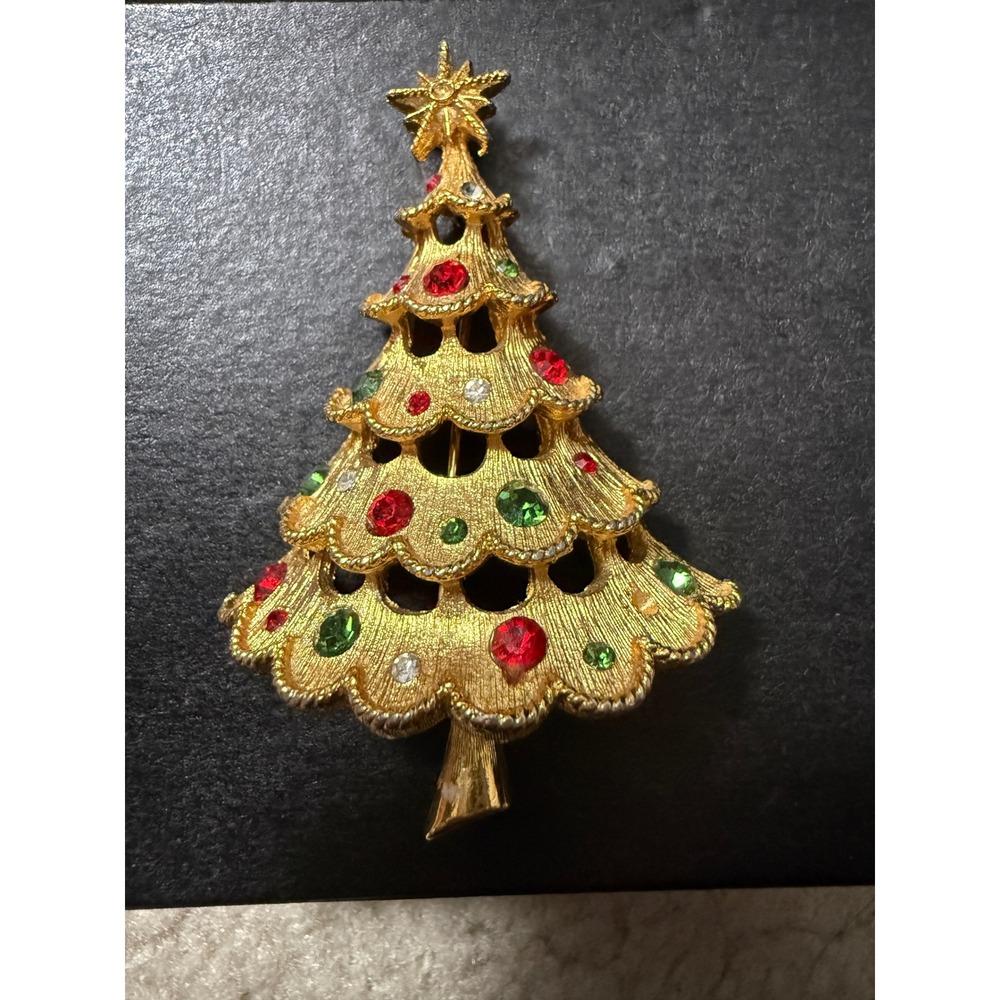 Vintage mylu signed Gold Tone Christmas Tree‎ Brooch Rhinestone